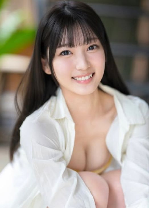 初美菜乃花