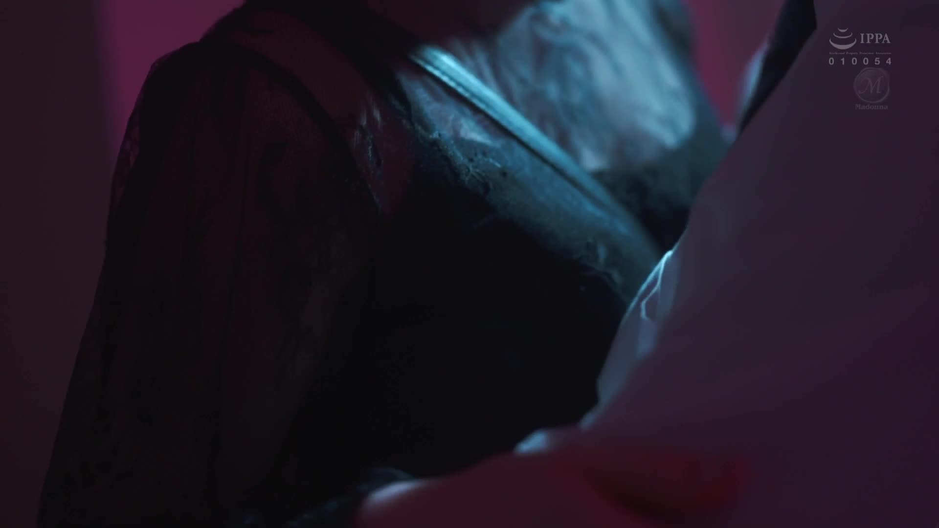 當我取下戒指時，我說謊說自己是單身，並且進行婚外情。親愛的丈夫，對不起。水戶香奈 - AV大平台 - 中文字幕，成人影片，AV，國產，線上看