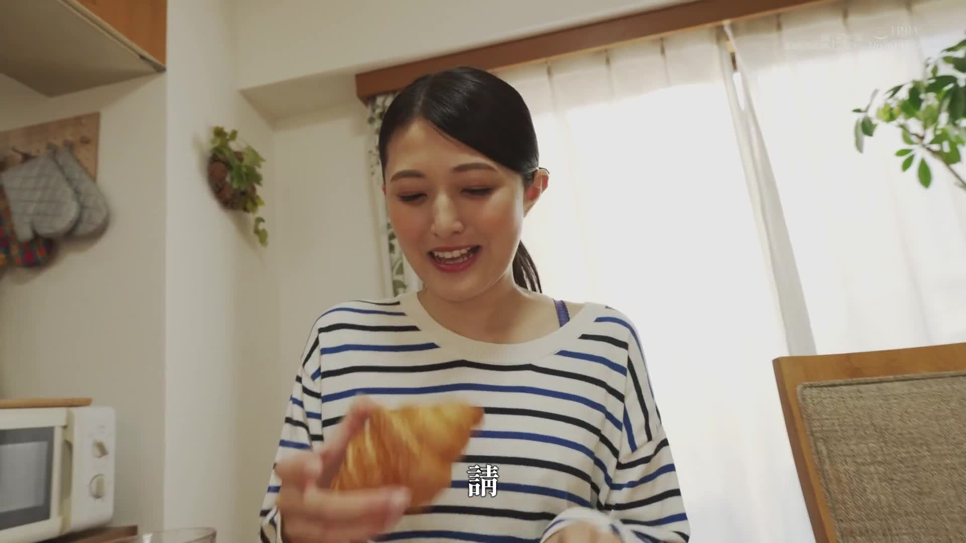 「熱愛幫助他人」在兒童餐廳擔任義工。擅長料理的不倫妻足立美緒30歲 最終章「多少年沒內射了吧」沉溺於與丈夫之外男子的生SEX的5天 在家不倫中出的記錄 - AV大平台 - 中文字幕，成人影片，AV，國產，線上看