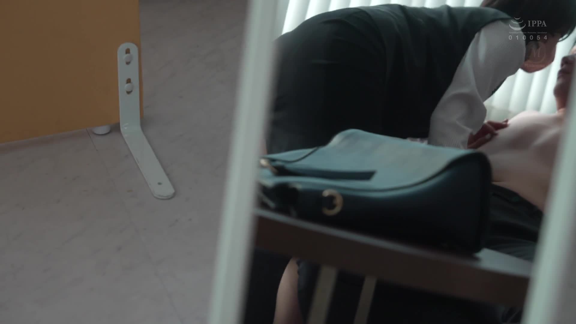 人質 強姦 輪姦 高領的人妻・紗彌佳成為銀行強盜的中出肉奴僕。 - AV大平台 - 中文字幕，成人影片，AV，國產，線上看