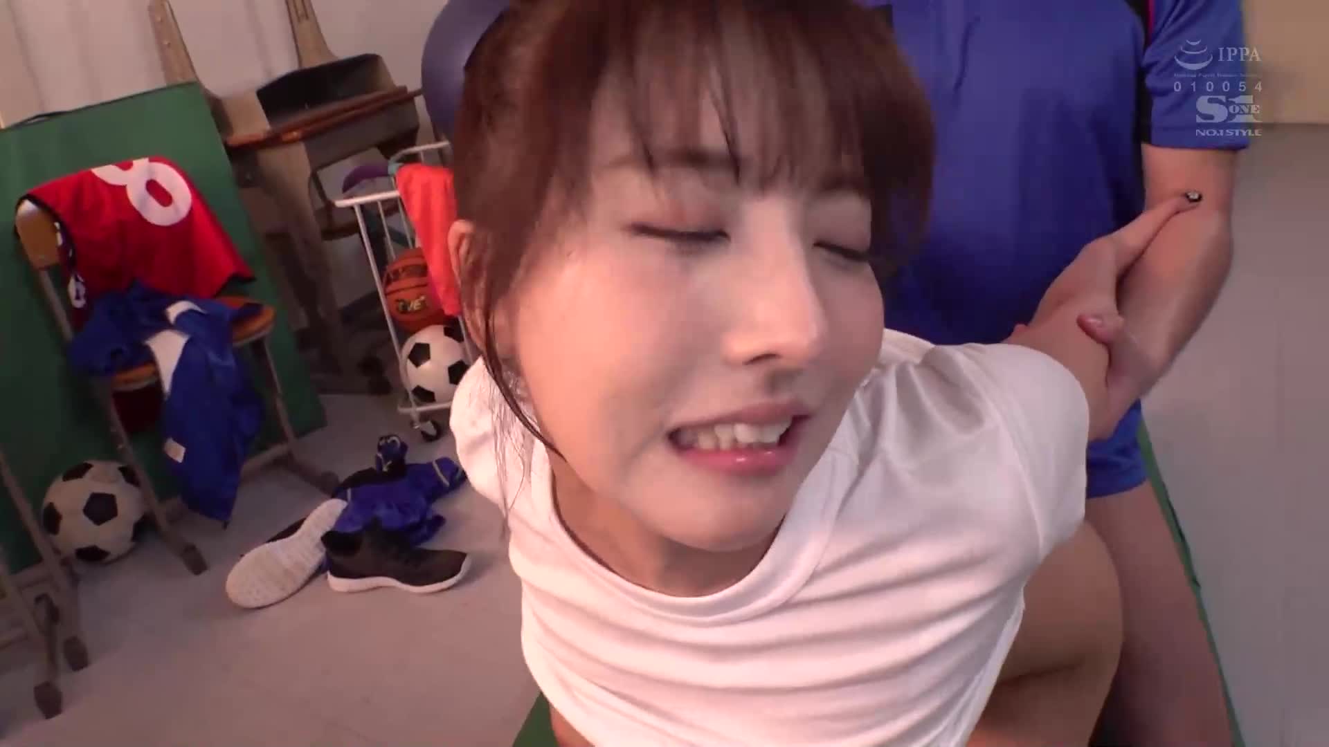 [VIP會員點播] 不嫌棄我們部員汗臭味的女經理三上悠亞合宿三天雨夜大汗淋漓的做愛 - AV大平台 - 中文字幕，成人影片，AV，國產，線上看