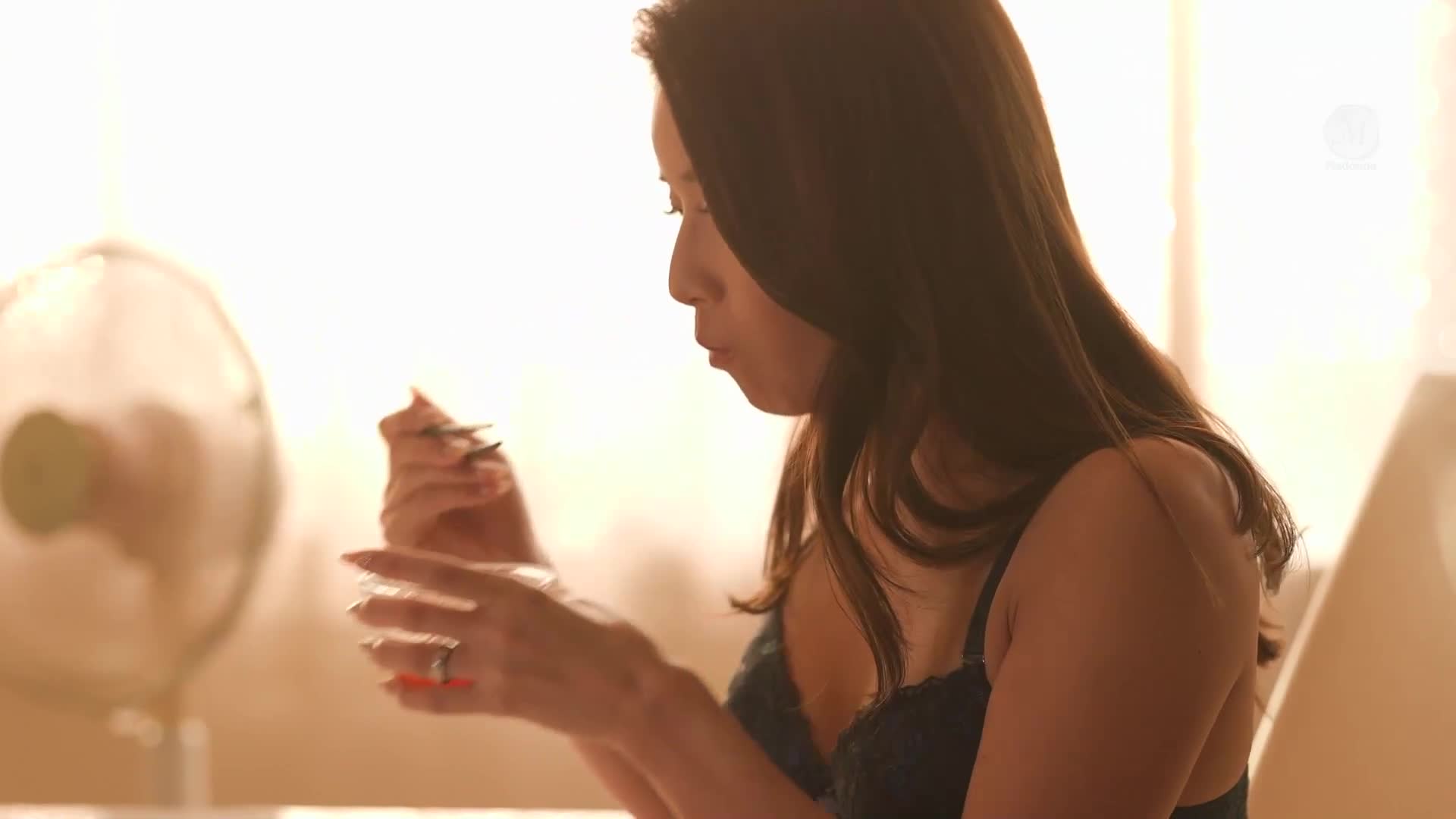 在一位濕透的人妻強烈搖擺腰部的情況下，我不曾動過腰部就射了出去。宮下華奈 - AV大平台 - 中文字幕，成人影片，AV，國產，線上看