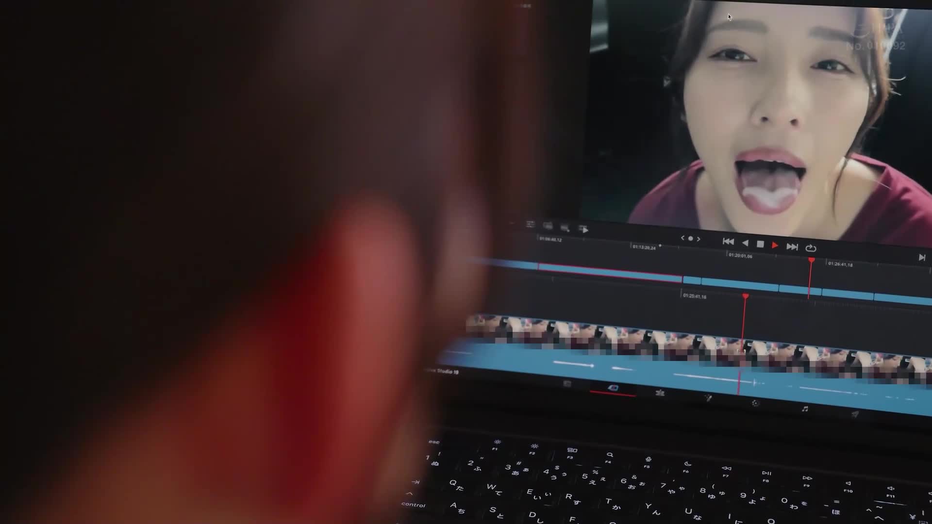 與不貞行為的丈夫一起觀看的「吹箫笑容吞精錄像信」 森澤佳奈 - AV大平台 - 中文字幕，成人影片，AV，國產，線上看