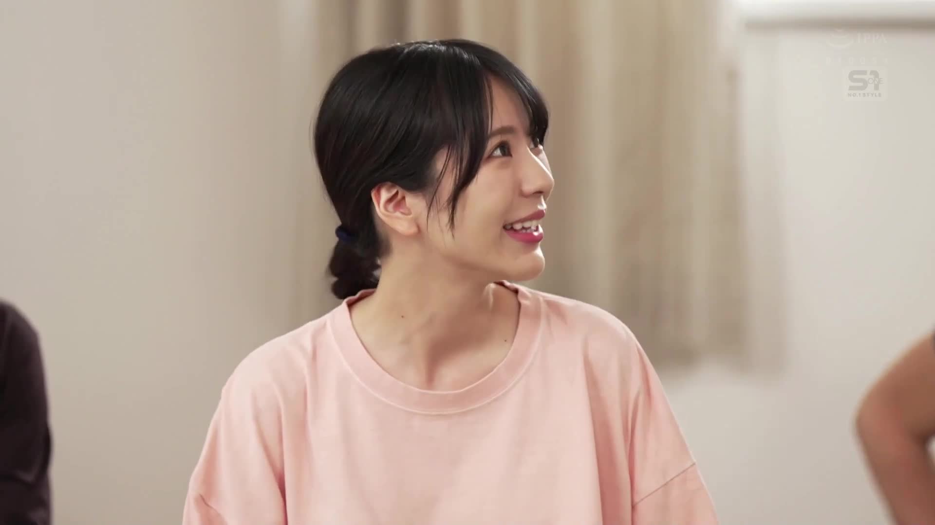 心情和生殖器都充滿了愛撫，因此我們將舉辦一個專屬粉絲的全肯定款待活動，為期1晚2天主持人。淺野心 - AV大平台 - 中文字幕，成人影片，AV，國產，線上看