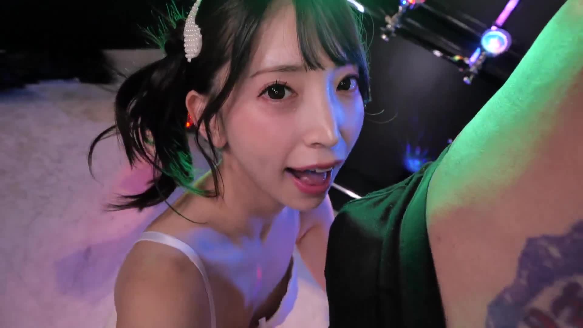 舞蹈混亂偶像 冬愛琴音 - AV大平台 - 中文字幕，成人影片，AV，國產，線上看