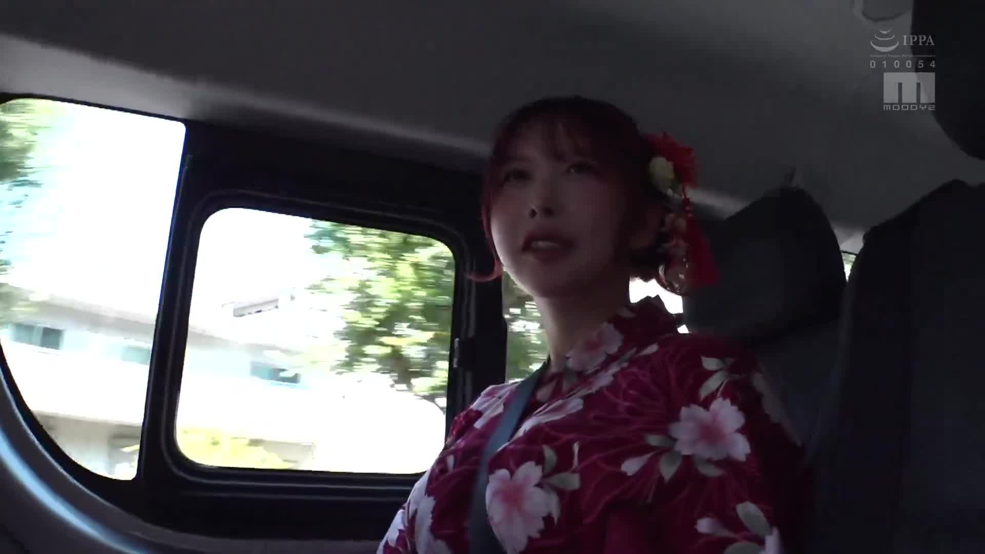 「雲波尼公司主辦！AV出道四周年紀念！突擊拜訪粉絲家中 服務性技巧，忍耐不住就生中出SEX 素人粉絲感謝祭 雲波尼」 - AV大平台 - 中文字幕，成人影片，AV，國產，線上看