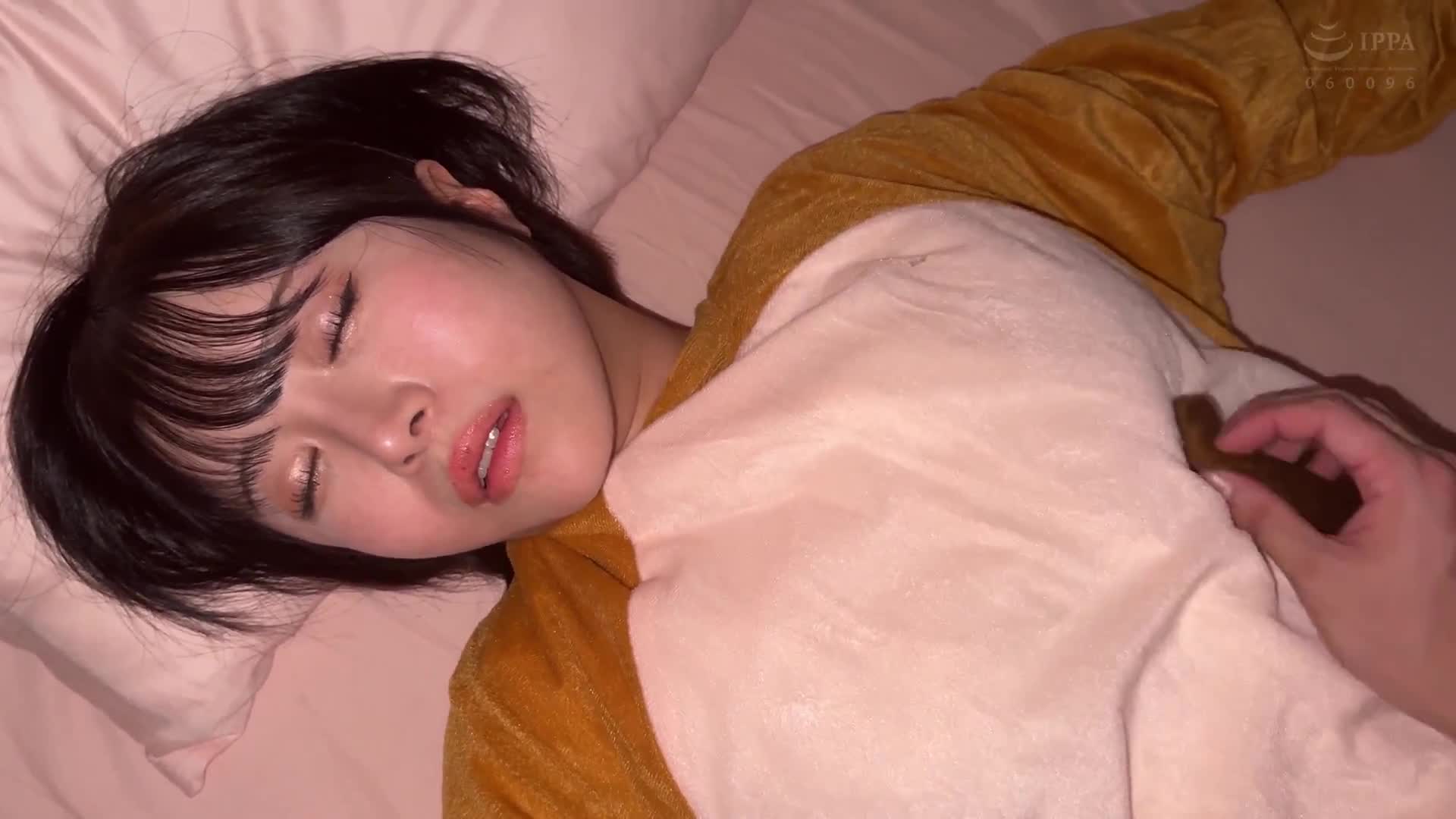 着裝演出者的遊樂園工作人員4名 - AV大平台 - 中文字幕，成人影片，AV，國產，線上看