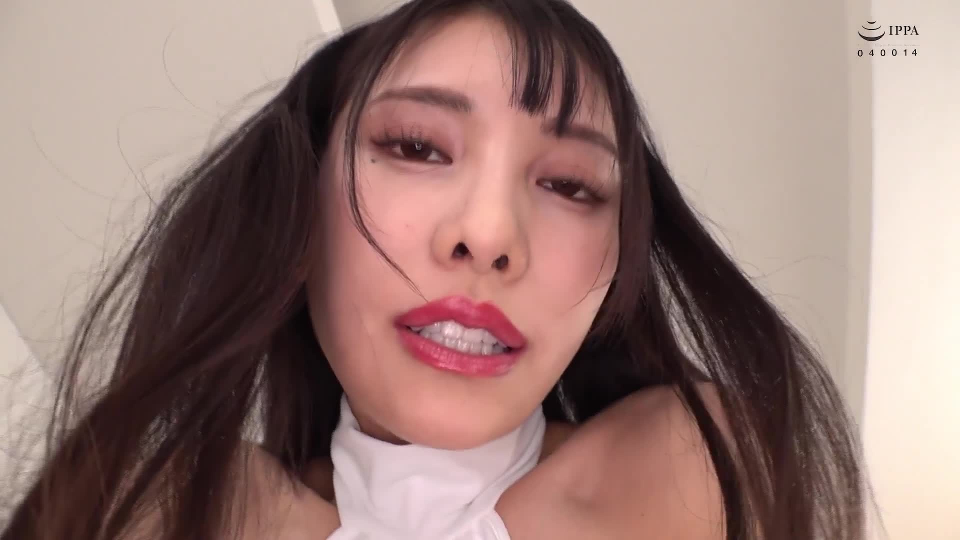 穿著性感迷你洋裝完美打扮，誘惑男人的淫蕩言語痴女 花衣椿 - AV大平台 - 中文字幕，成人影片，AV，國產，線上看