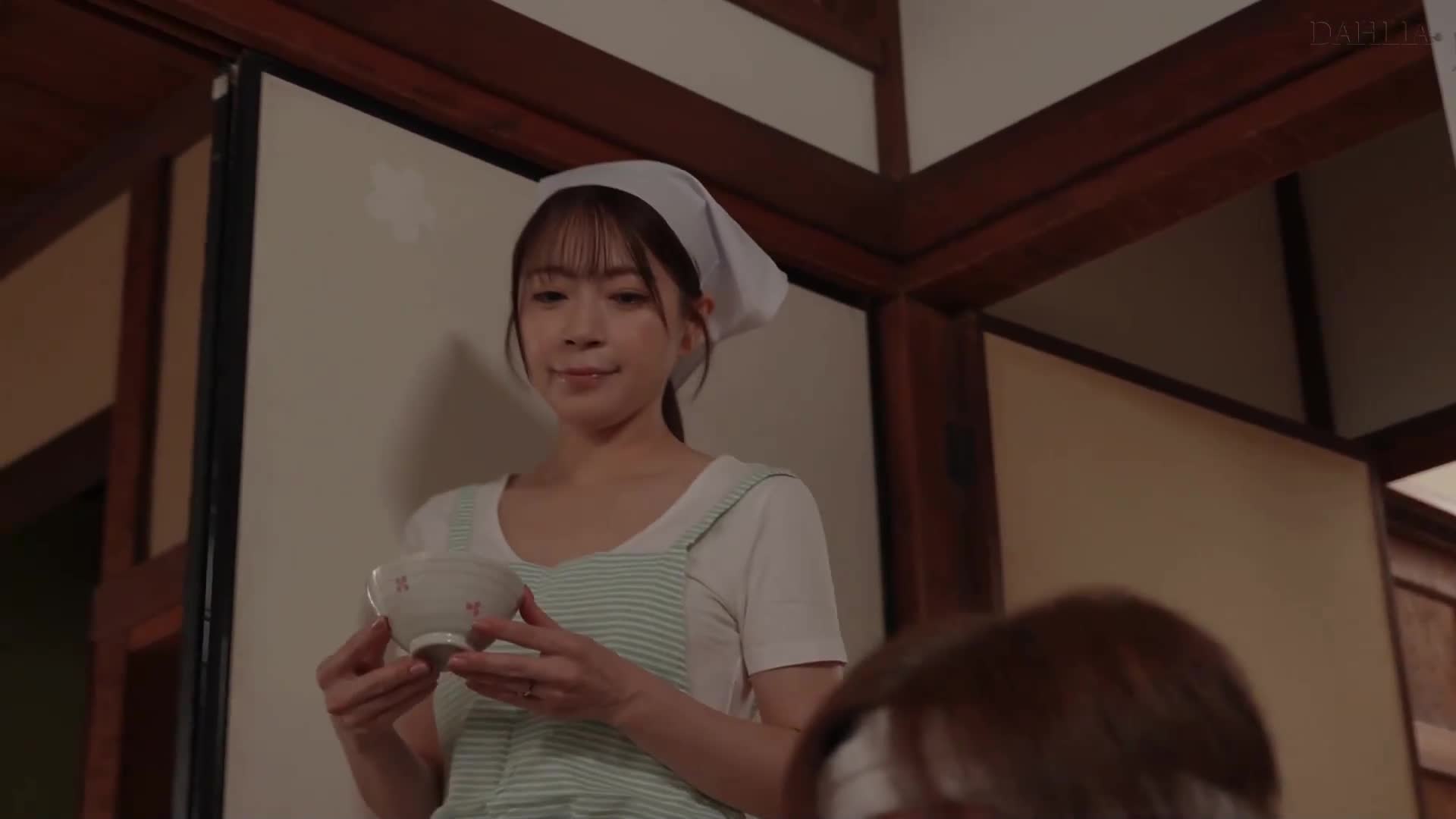 [AI解碼版]為了加薪接受變態店主的性滿足，金錢困乏的兼職妻子...嘗到了刺激子宮的硬肉棒滋味並主動要求再續性交 糸矢芽衣 - AV大平台 - 中文字幕，成人影片，AV，國產，線上看