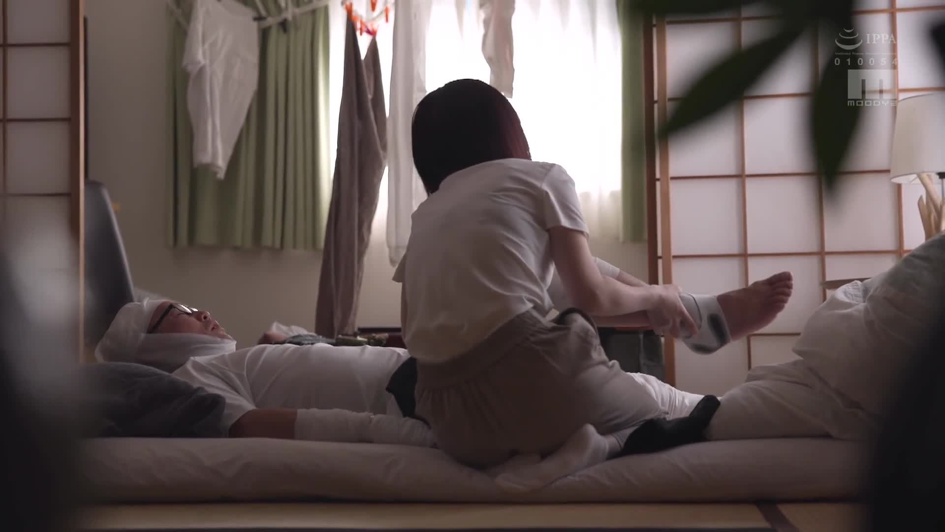 怪我無法行動的我被神乳G罩杯冷淡風格的訪問助理溫柔卻冷靜地幫助射精20次。水卜櫻。 - AV大平台 - 中文字幕，成人影片，AV，國產，線上看