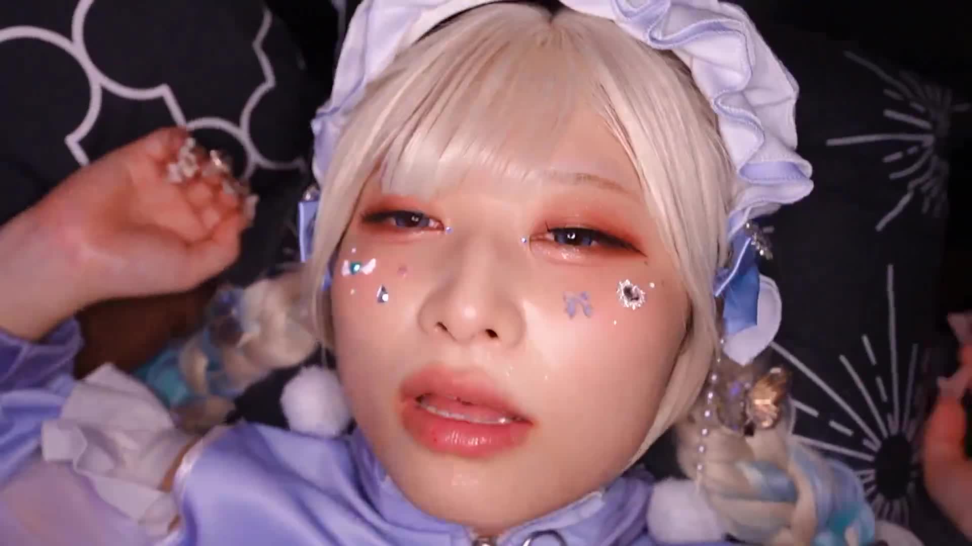 J罩杯神乳肉感Cosplayer・體液滴答滴答・內射淫亂性愛 - AV大平台 - 中文字幕，成人影片，AV，國產，線上看