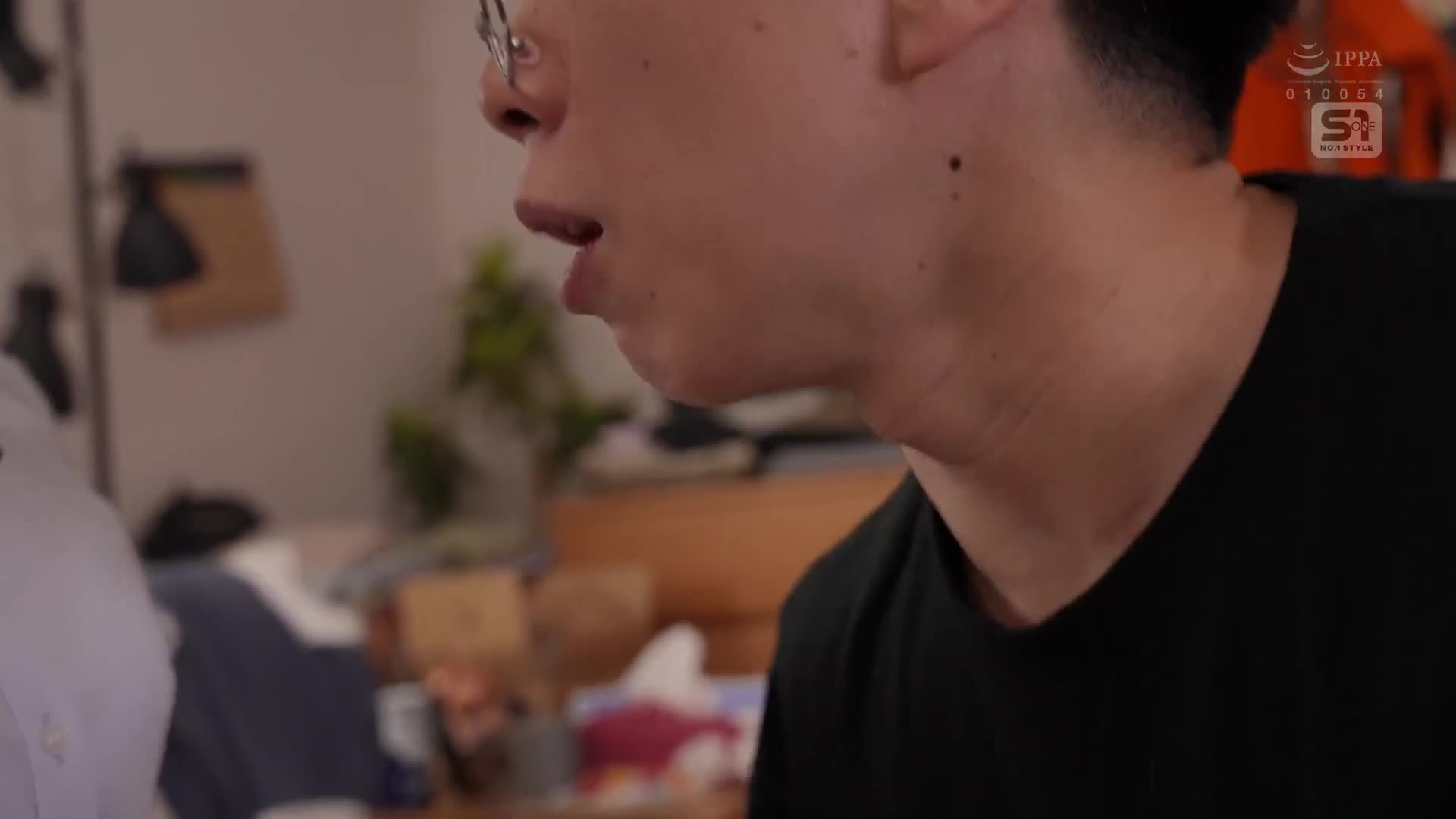 身材嬌小宅男哥哥被高挑巨乳的活力滿點的妹妹從上面嘲笑成小惡魔性愛 渡部穗乃 - AV大平台 - 中文字幕，成人影片，AV，國產，線上看